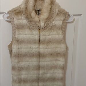 Guess Cream Faux Fur Vest